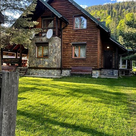 Хуторянка Villa Tatariv Buitenkant foto