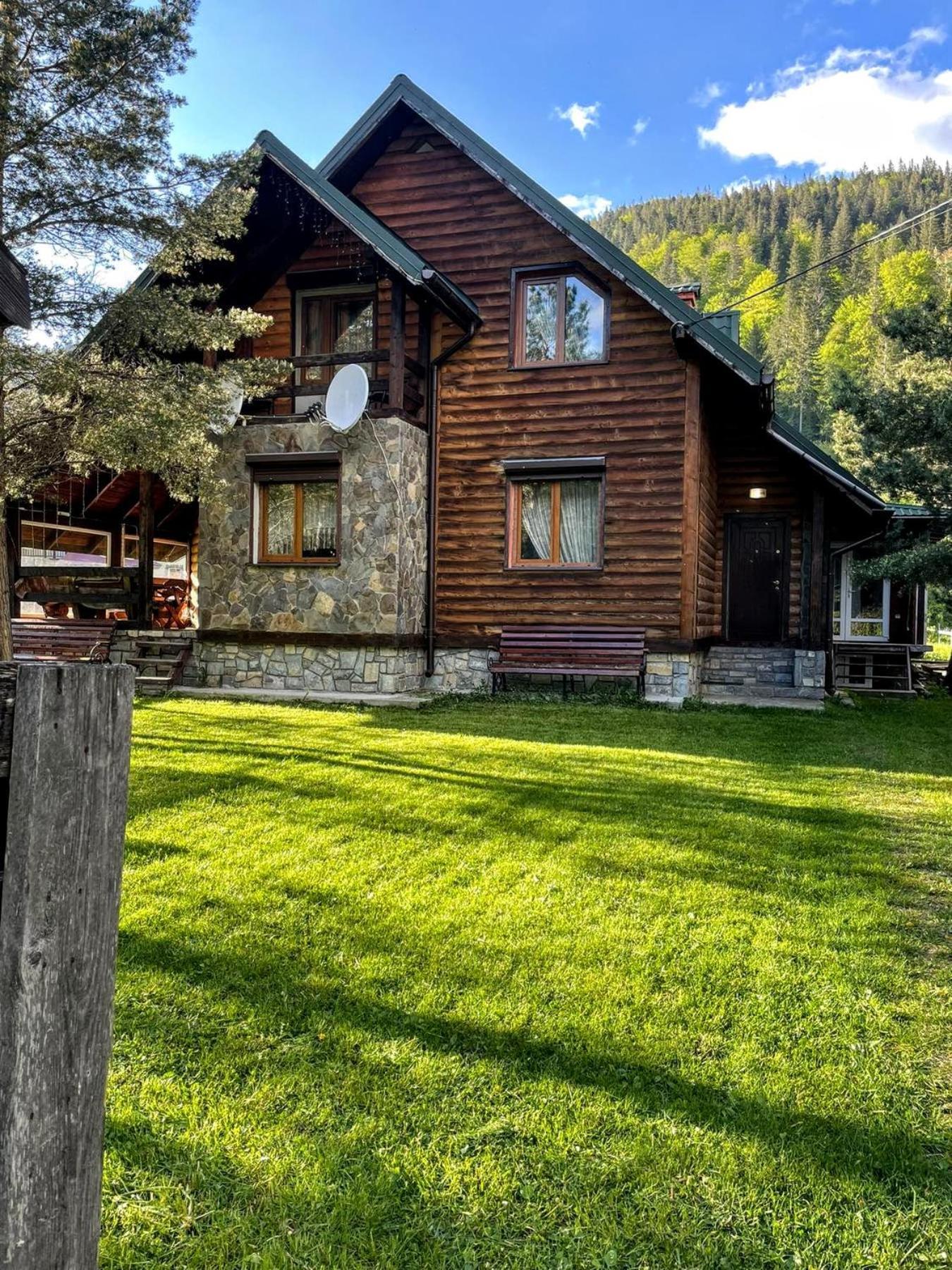 Хуторянка Villa Tatariv Buitenkant foto